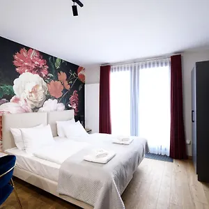 4* Appart hôtel Inspire Miodova